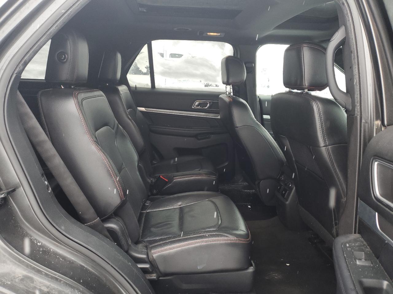 2017 Ford Explorer VIN 1FM5K8GT4HGA86264 Copart auction photo, minor dent/scratches damage thumbnail 11