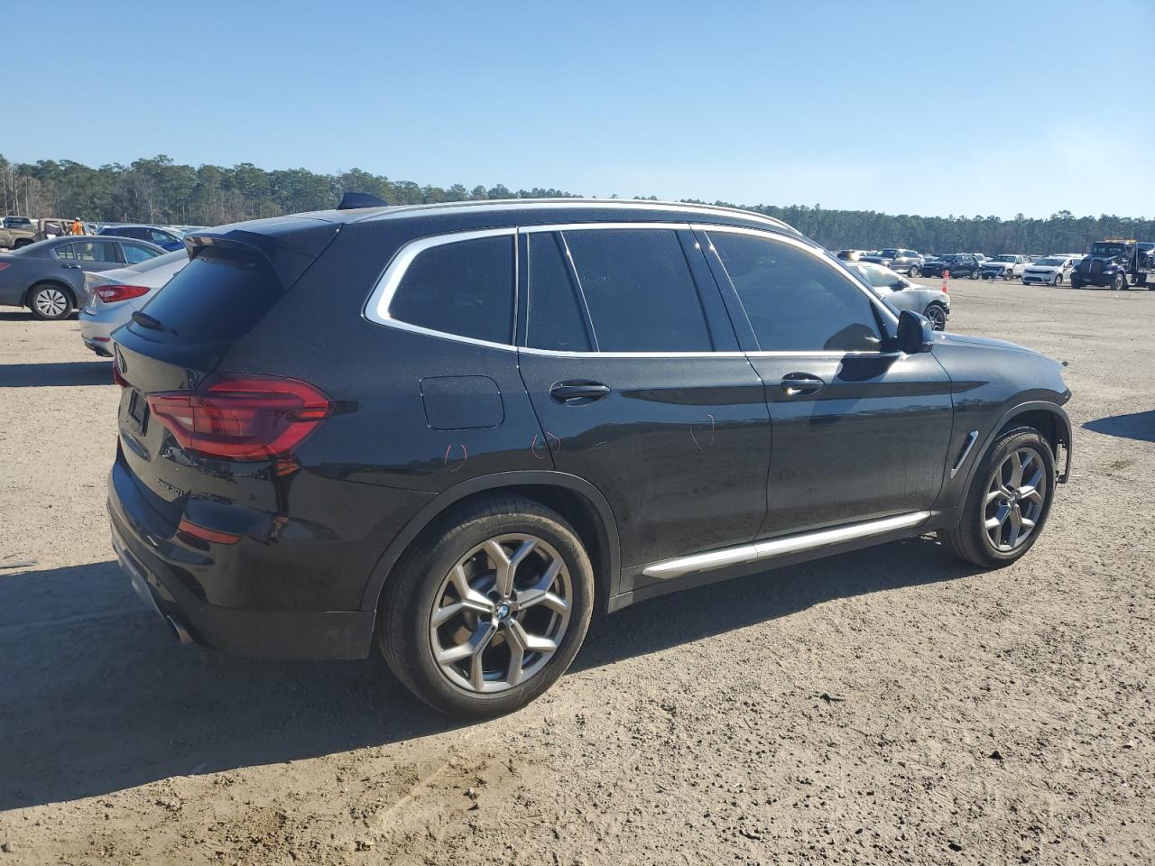 2021 BMW X3 VIN 5UXTY3C07M9F68364 Copart auction photo, front end damage thumbnail 3