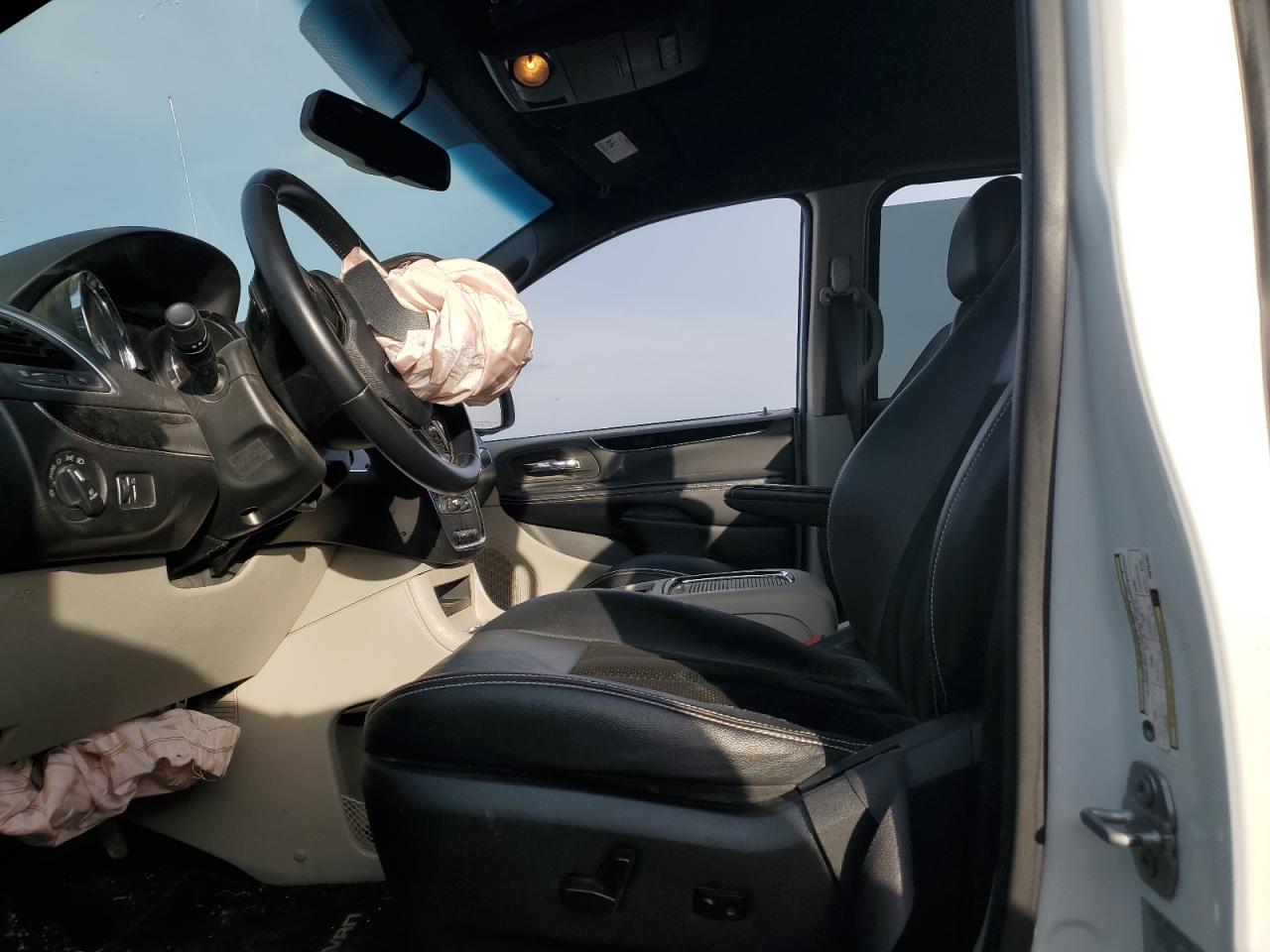 2017 Dodge Caravan VIN 2C4RDGCG6HR761257 Copart auction photo, front end / undercarriage damage thumbnail 7