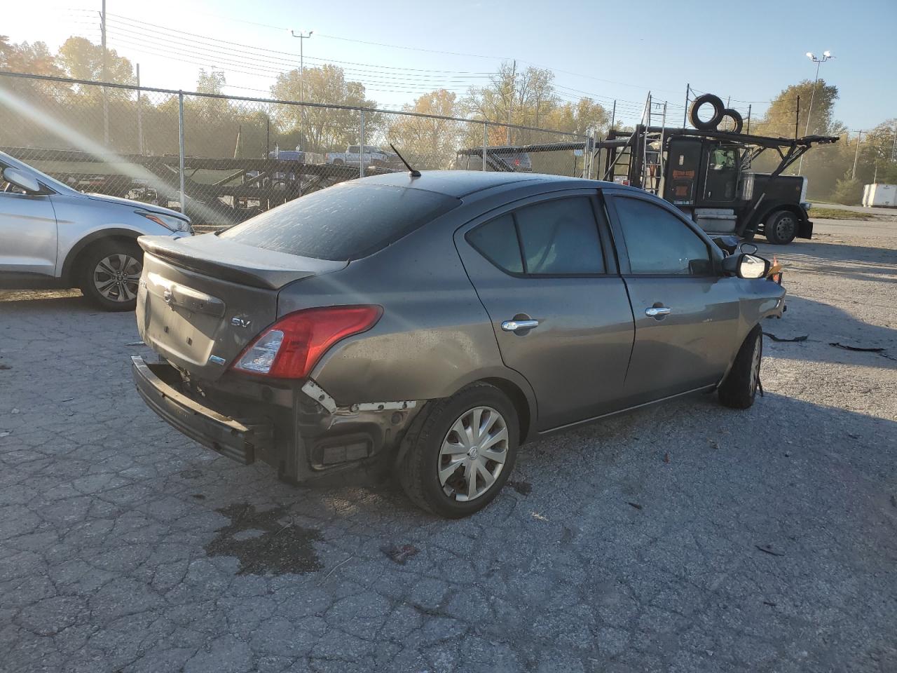 2016 Nissan Versa VIN 3N1CN7AP0GL804494 Copart auction photo, front end / rear end damage thumbnail 3