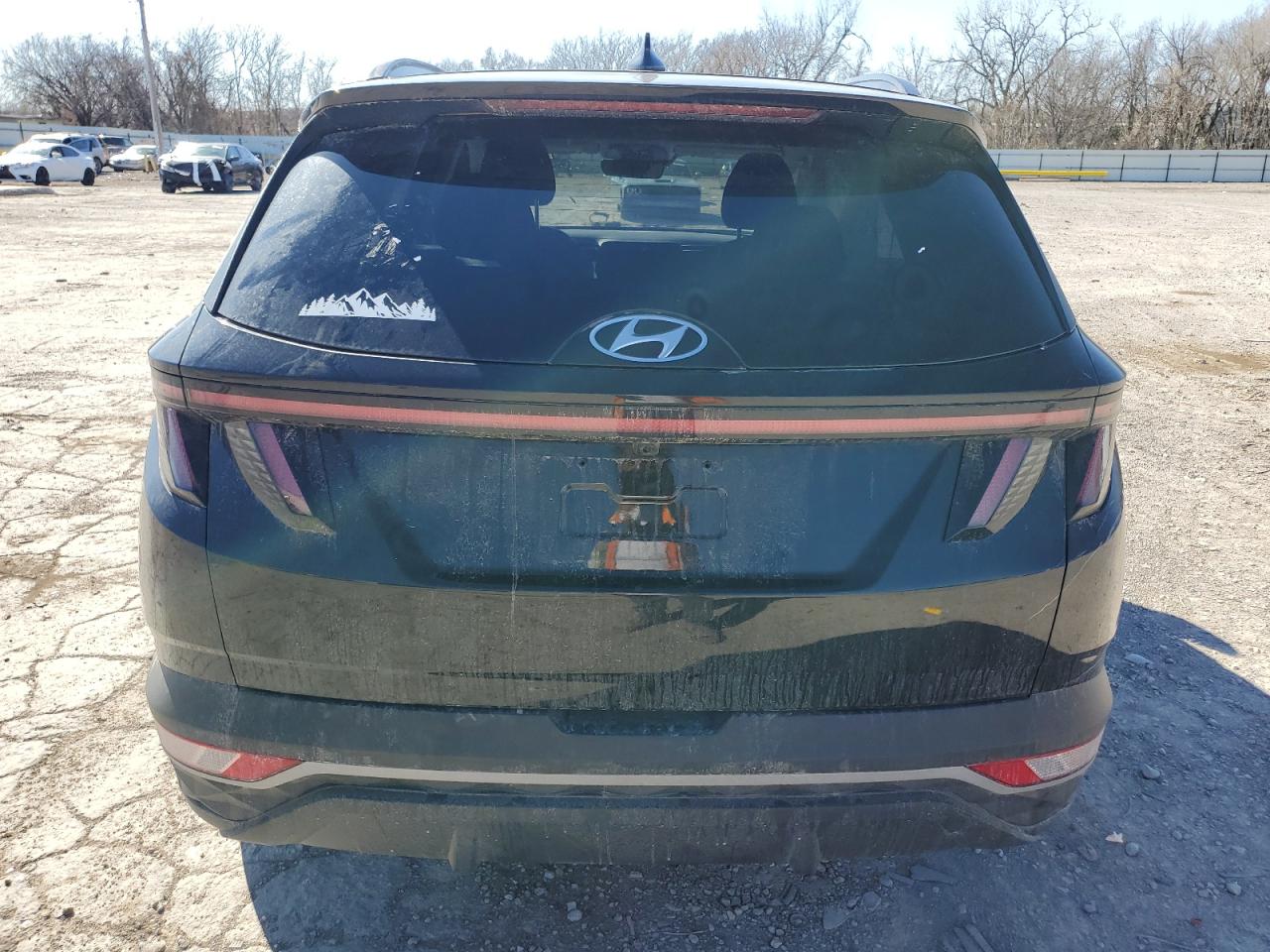2022 Hyundai Tucson VIN KM8JFCA19NU060365 Copart auction photo, front end / minor dent/scratches damage thumbnail 6