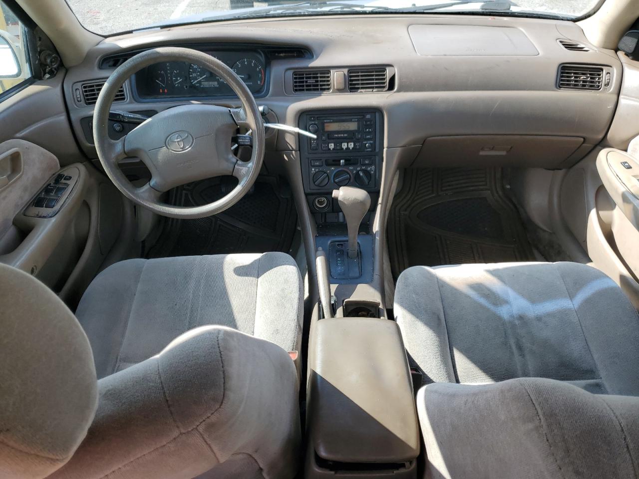 1999 Toyota Camry VIN 4T1BG22K3XU486235 Copart auction photo, front end / minor dent/scratches damage thumbnail 8