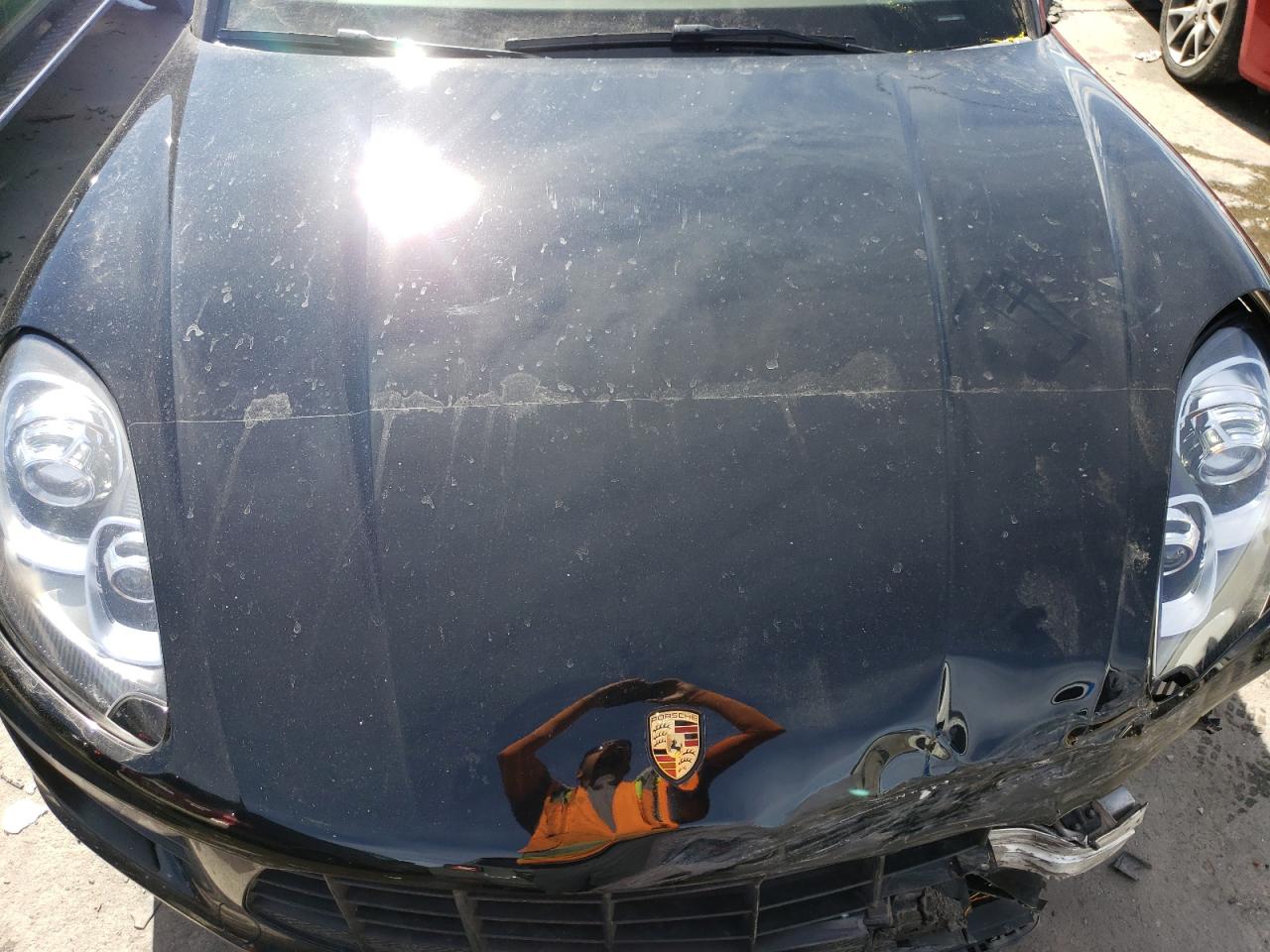 2017 Porsche Macan VIN WP1AB2A52HLB20041 Copart auction photo, front end / minor dent/scratches damage thumbnail 14