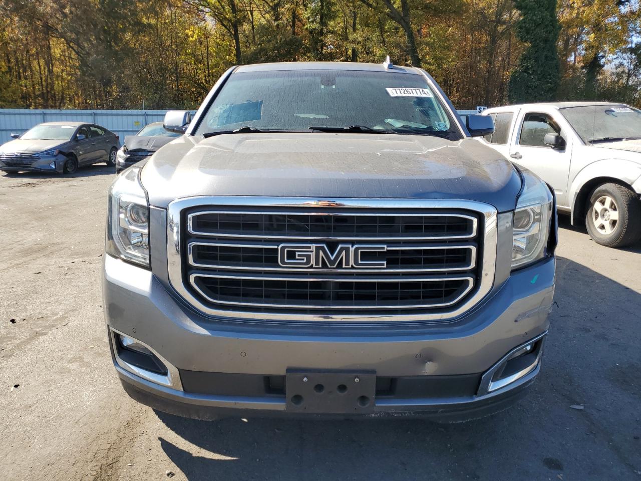 2019 GMC Yukon VIN 1GKS2AKC4KR334387 Copart auction photo, front end / side damage thumbnail 5