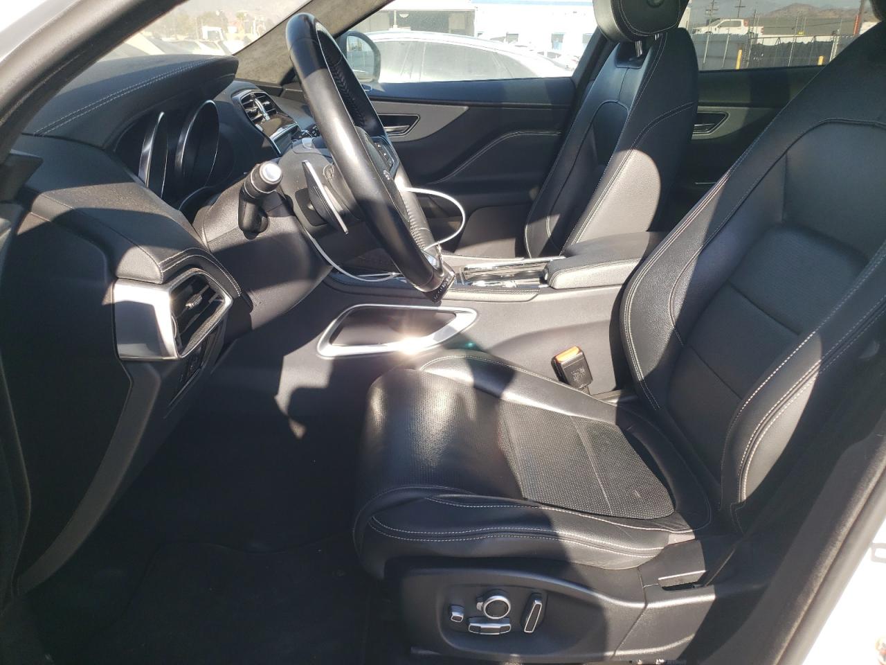 2020 Jaguar F-Pace VIN SADCM2FV5LA640658 Copart auction photo, front end damage thumbnail 7