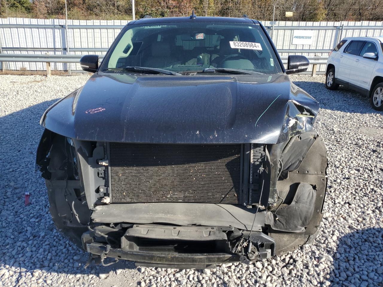 2019 Ford Expedition VIN 1FMJK1KT5KEA43360 Copart auction photo, front end damage thumbnail 5