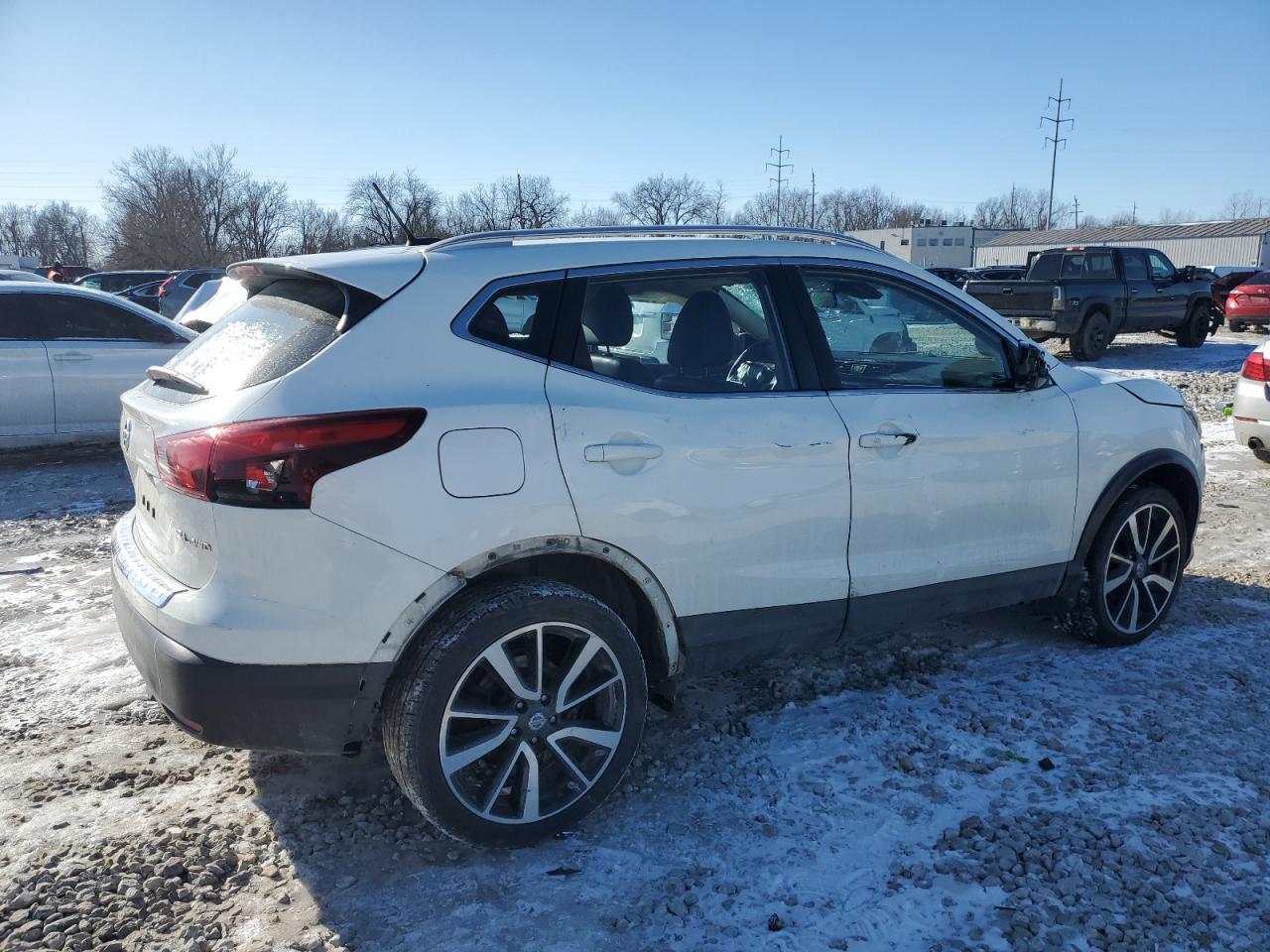 2017 Nissan Rogue VIN JN1BJ1CR9HW109994 Copart auction photo, front end damage thumbnail 3