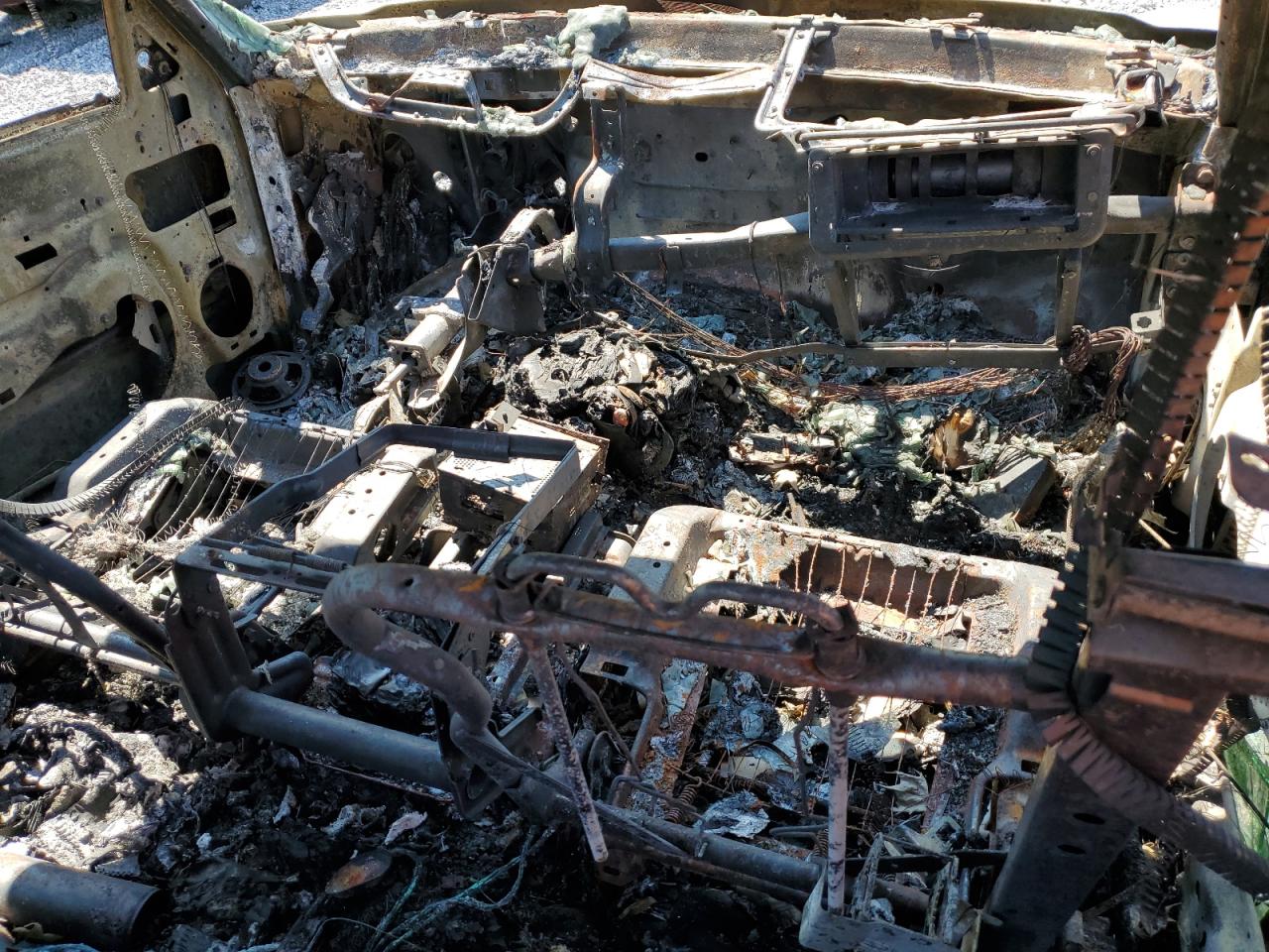 2004 Chevrolet Silverado VIN 2GCEC19V141171111 Copart auction photo, burn damage thumbnail 8