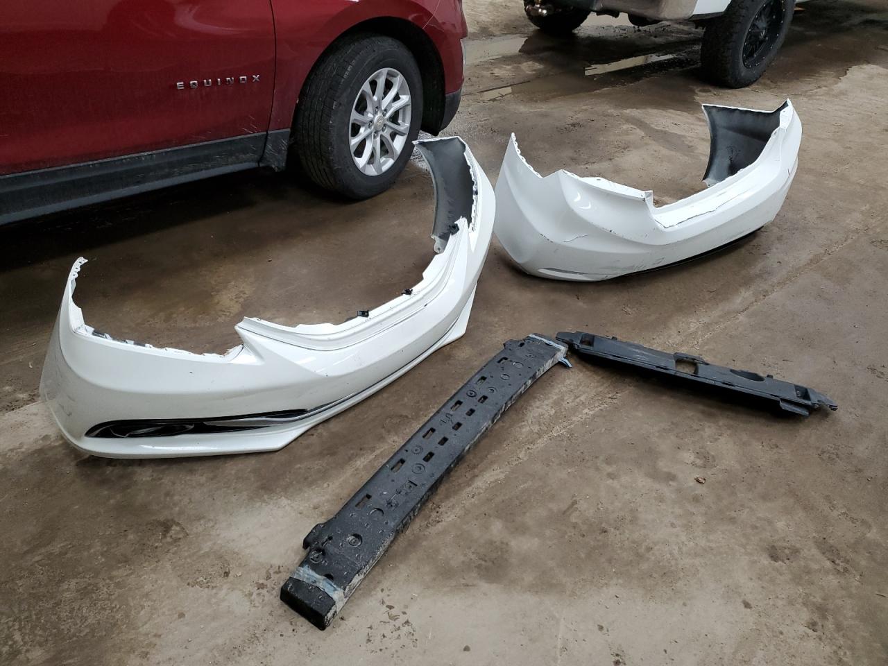 2015 Honda Civic VIN 19XFB2F96FE247772 Copart auction photo, front end / rear end damage thumbnail 12