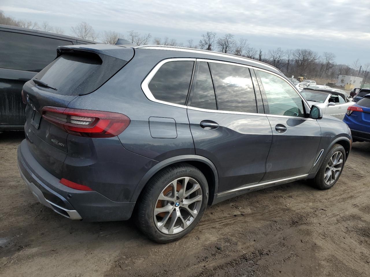 2020 BMW X5 VIN 5UXCR6C09L9D57146 Copart auction photo, normal wear damage thumbnail 3
