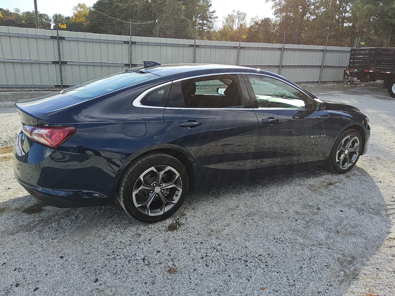 2021 Chevrolet Malibu VIN 1G1ZD5STXMF064168 Copart auction photo, normal wear damage thumbnail 3