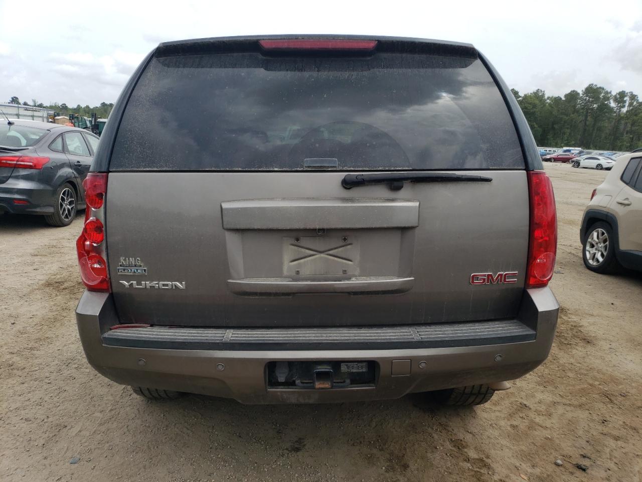 2012 GMC Yukon VIN 1GKS2CE05CR203807 Copart auction photo, front end / side damage thumbnail 6