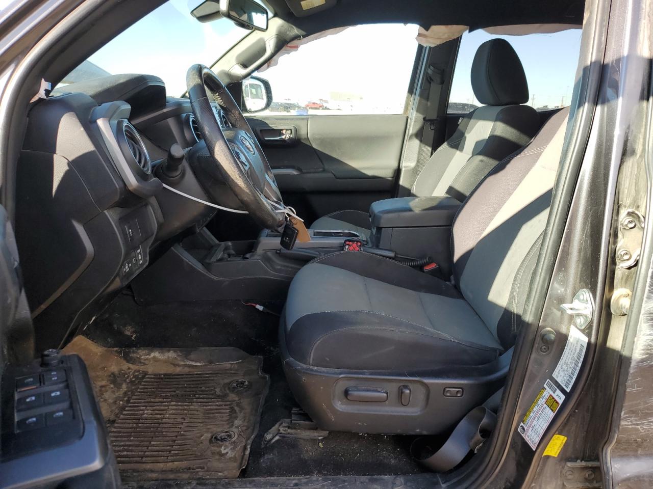 2022 Toyota Tacoma VIN 3TYCZ5AN7NT098561 Copart auction photo, front end / side damage thumbnail 7