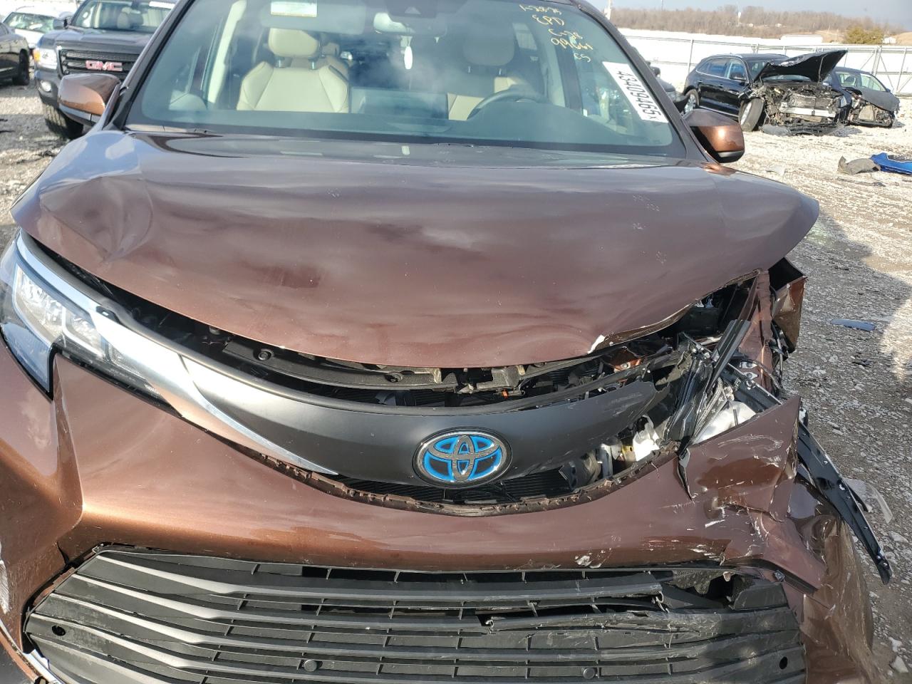 2021 Toyota Sienna VIN 5TDYRKEC3MS065273 Copart auction photo, front end damage thumbnail 13