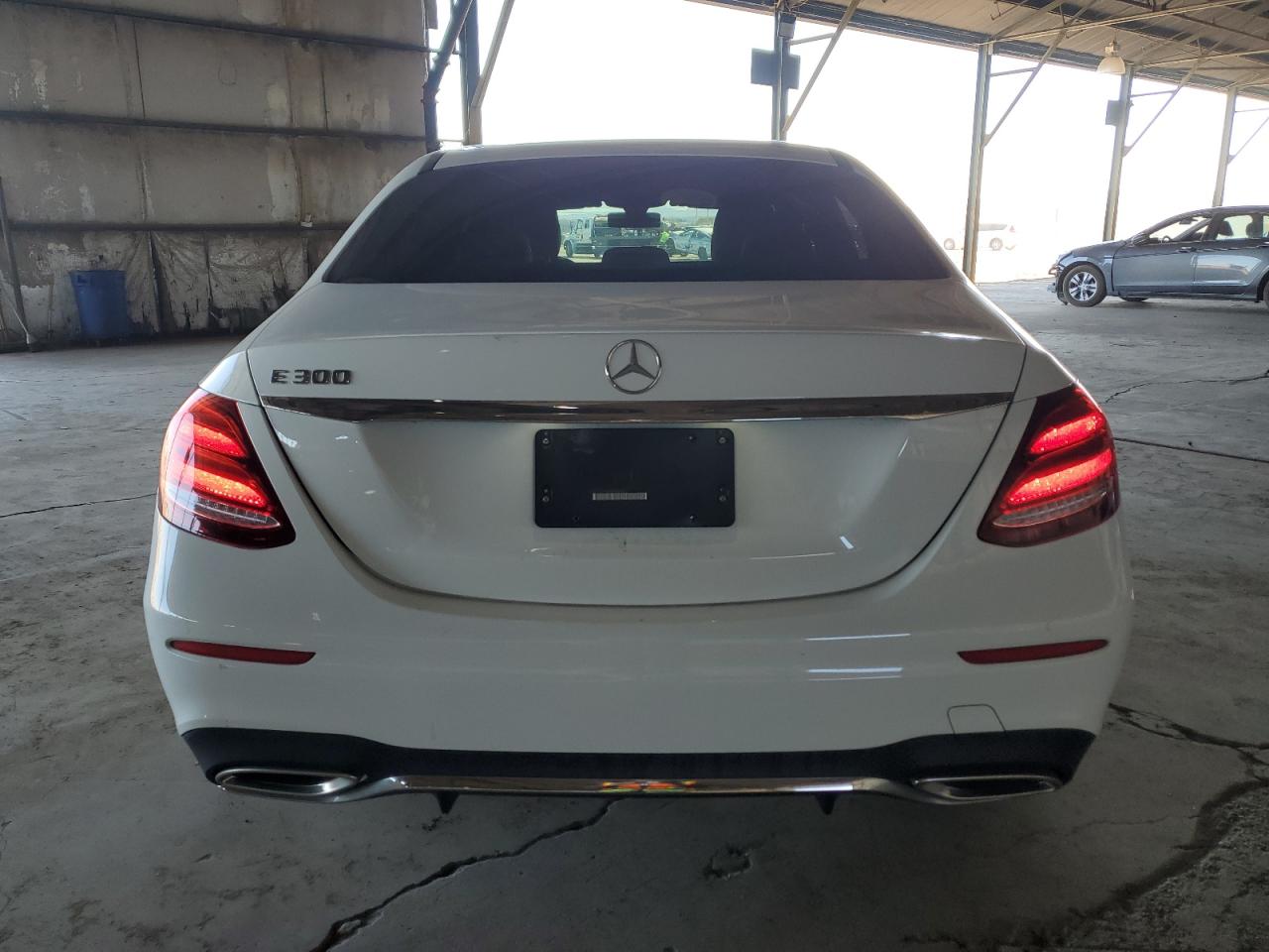 2019 Mercedes-Benz E-klasse VIN WDDZF4JB3KA565651 Copart auction photo, minor dent/scratches damage thumbnail 6