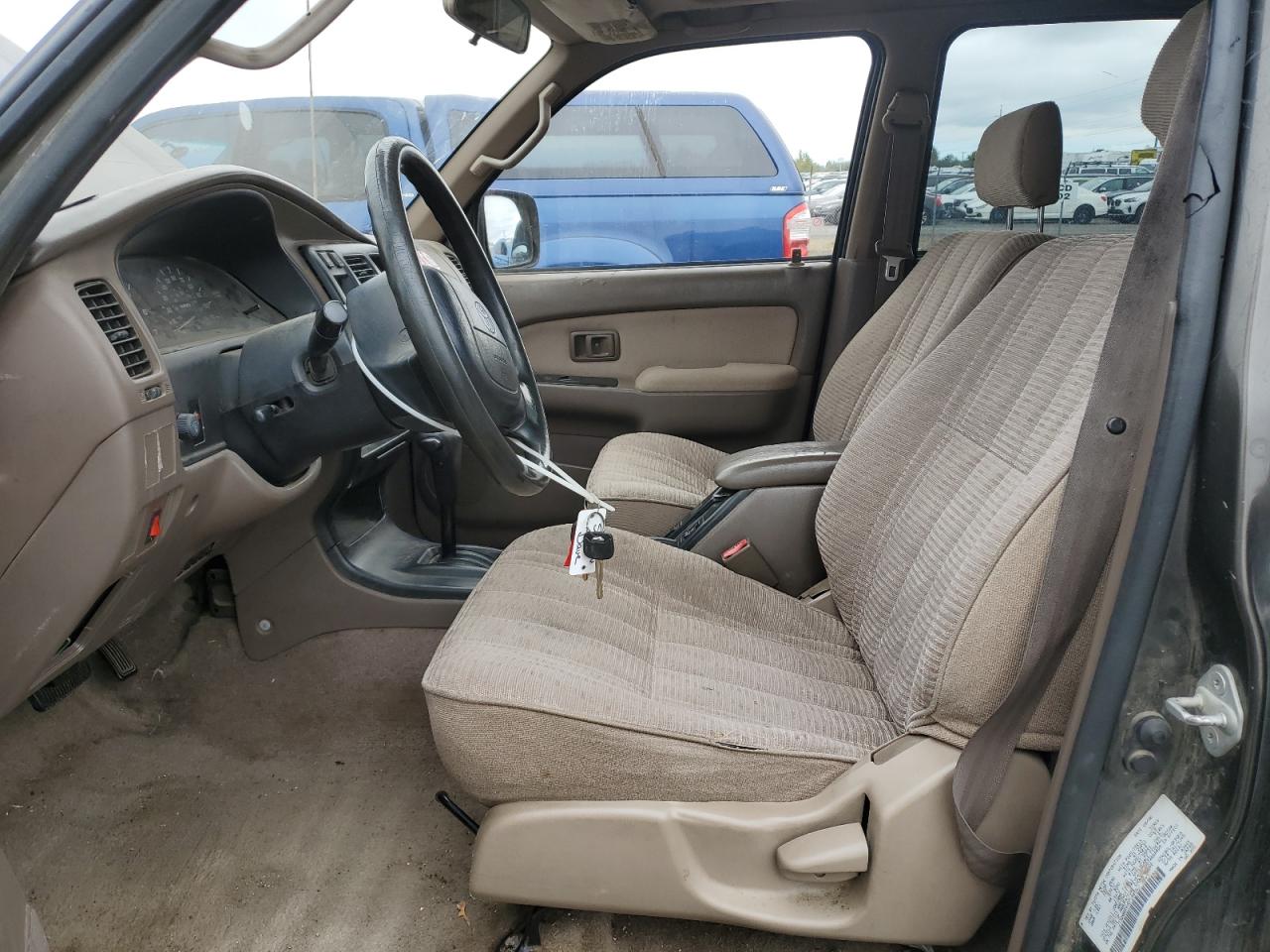 1997 Toyota 4Runner VIN JT3GN86R4V0019859 Copart auction photo, front end / side damage thumbnail 7