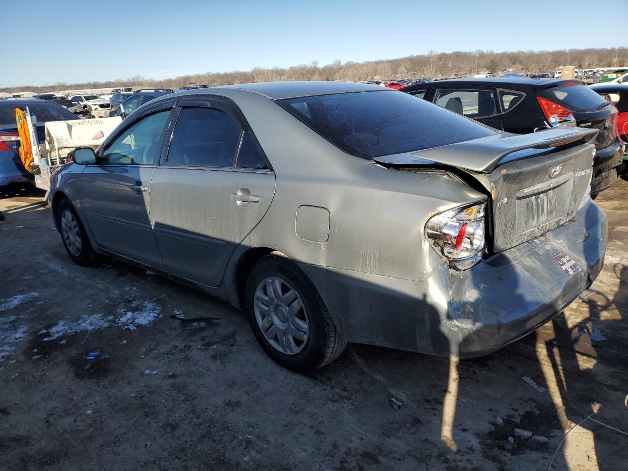 2005 Toyota Camry VIN 4T1BE32K65U562846 Copart auction photo, rear end damage thumbnail 2