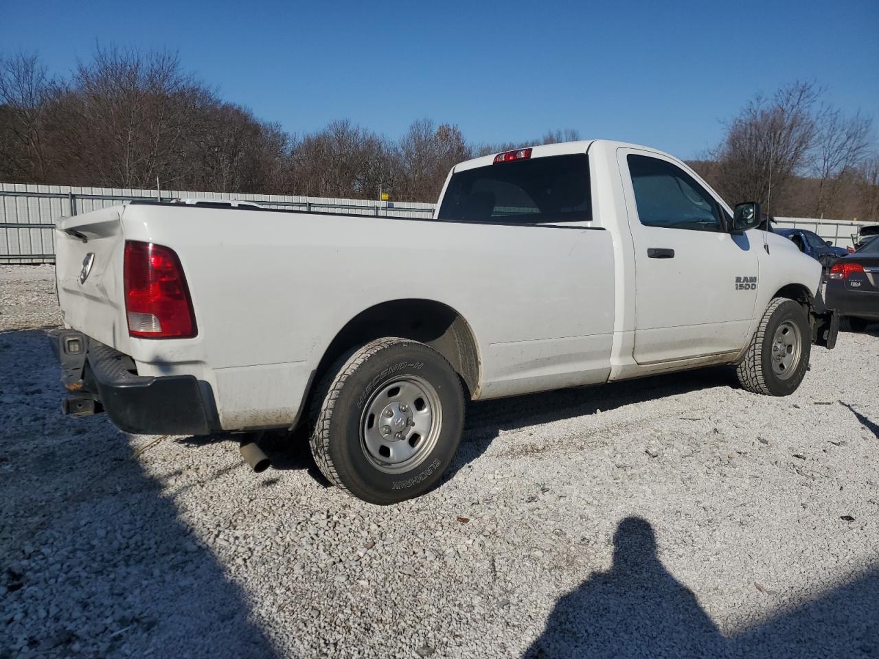 2014 RAM 1500 VIN 3C6JR6DG7EG292440 Copart auction photo, front end / rear end damage thumbnail 3