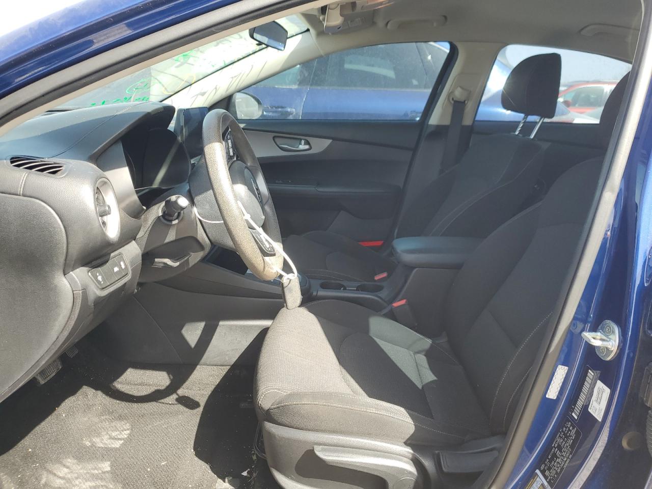 2021 KIA Forte VIN 3KPF24AD7ME330373 Copart auction photo, rear end / minor dent/scratches damage thumbnail 7