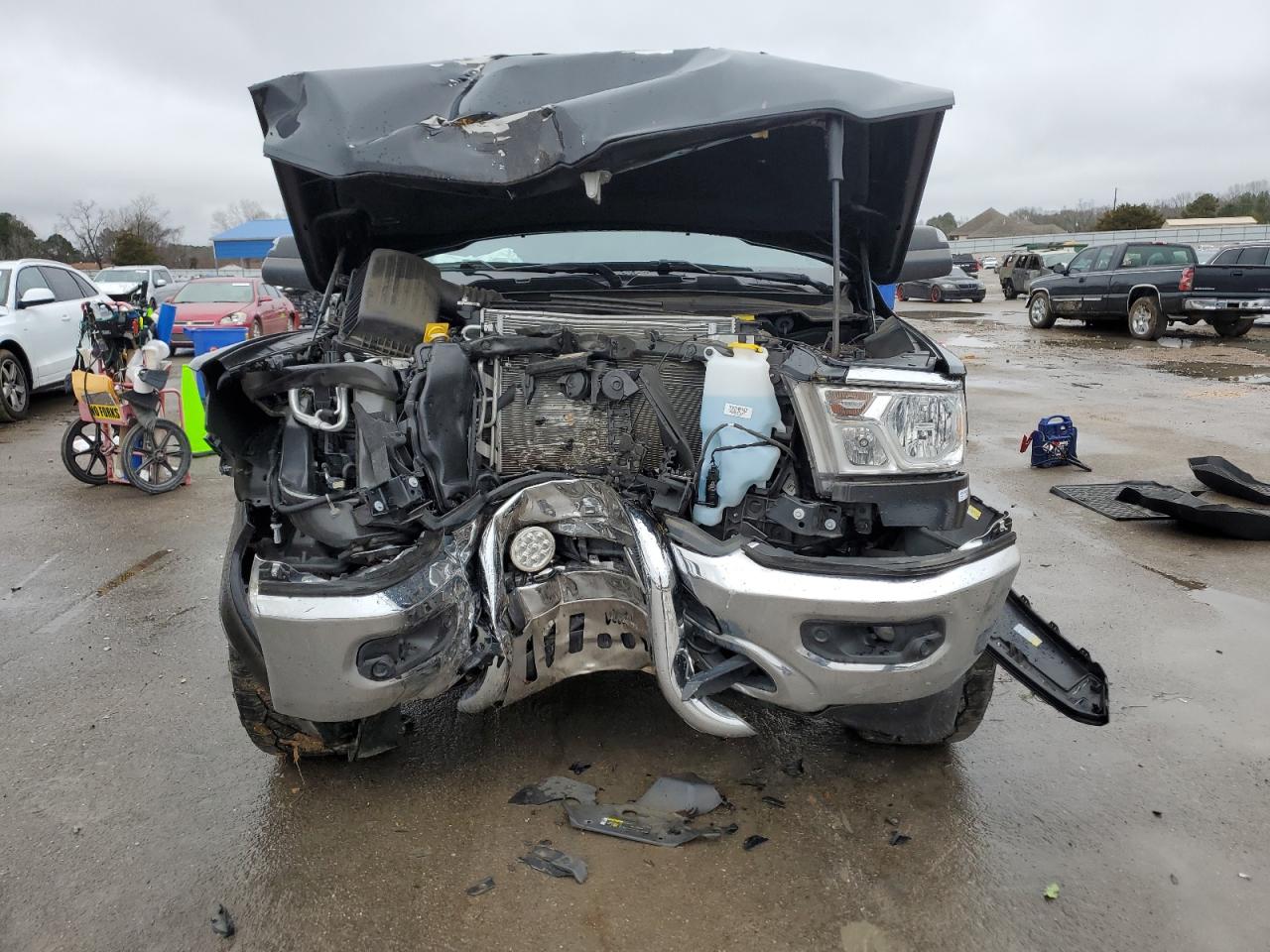 2021 RAM 1500 VIN 1C6SRFFT5MN664068 Copart auction photo, front end / minor dent/scratches damage thumbnail 5