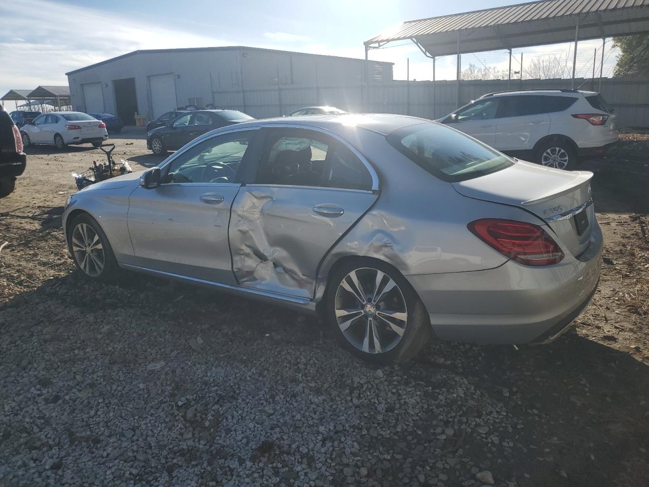2015 Mercedes-Benz C-klasse VIN 55SWF4KB0FU047827 Copart auction photo, side / rear end damage thumbnail 2
