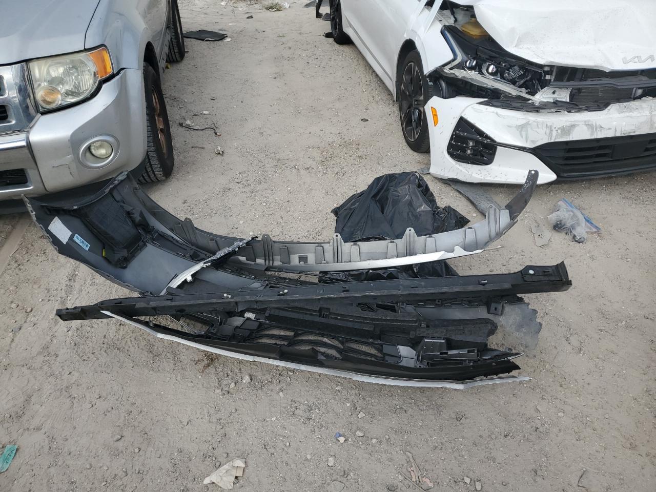 2022 Hyundai Elantra VIN 5NPLN4AG9NH069250 Copart auction photo, front end damage thumbnail 12