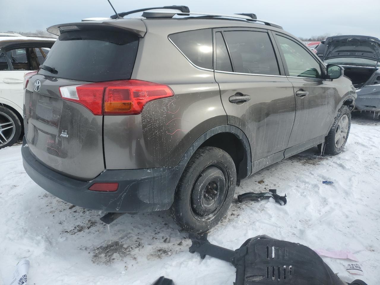 2015 Toyota RAV 4 VIN JTMBFREV9FD136354 Copart auction photo, front end / minor dent/scratches damage thumbnail 3