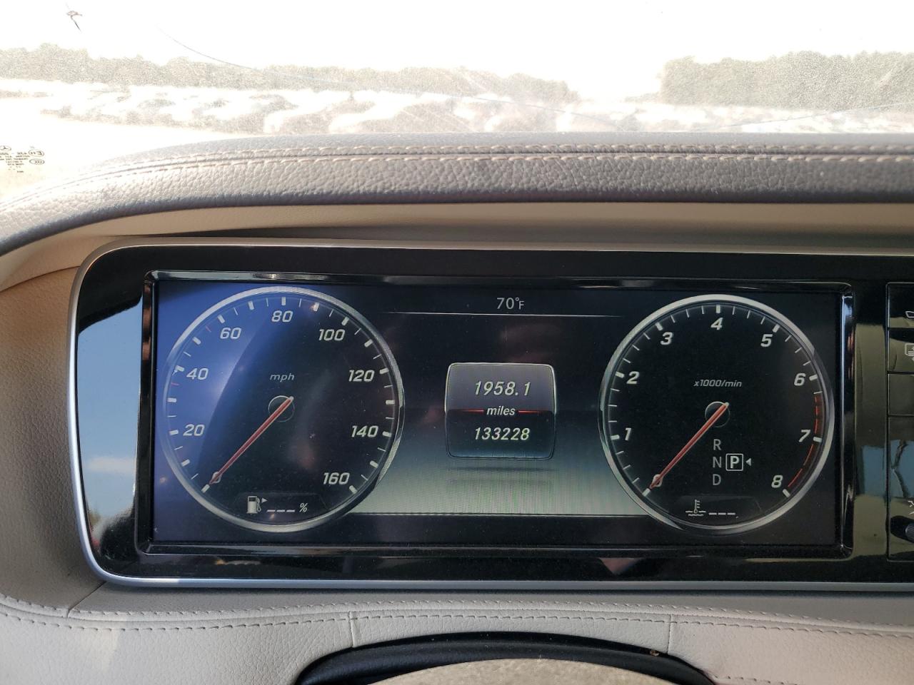 2015 Mercedes-Benz S-klasse VIN WDDUG8CB2FA166635 Copart auction photo, front end damage thumbnail 9