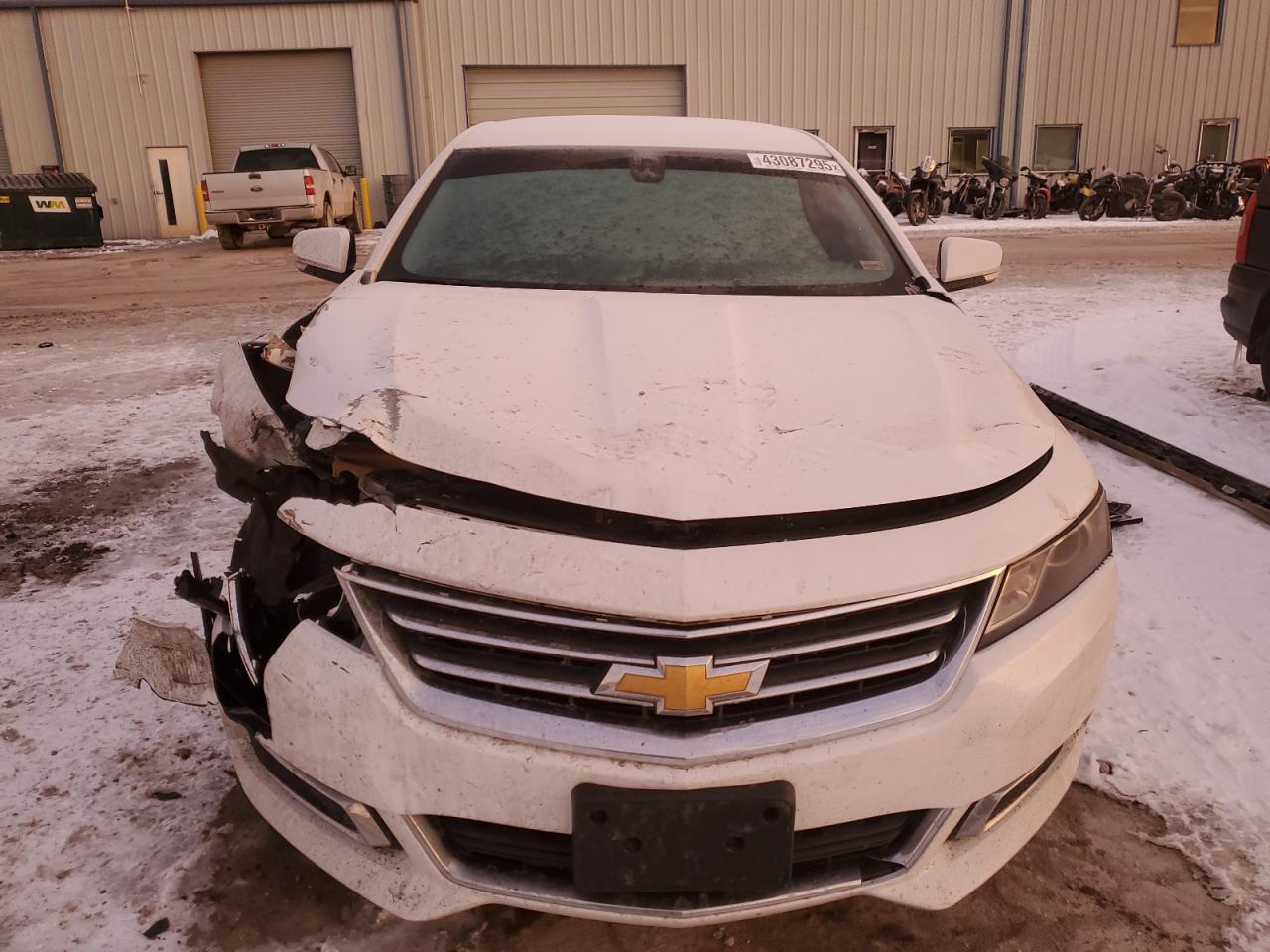 2015 Chevrolet Impala VIN 1G1125S35FU141126 Copart auction photo, front end damage thumbnail 5