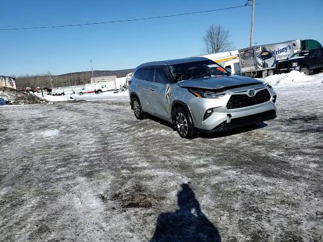 2021 Toyota Highlander VIN 5TDGZRBH2MS558088 Copart auction photo, all over damage thumbnail 14