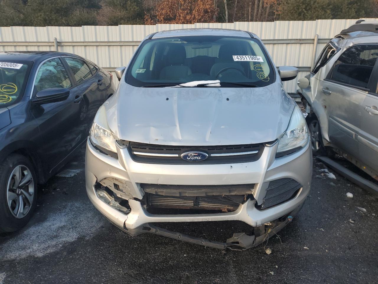 2016 Ford Escape VIN 1FMCU9GX4GUA85657 Copart auction photo, rear end / front end damage thumbnail 5