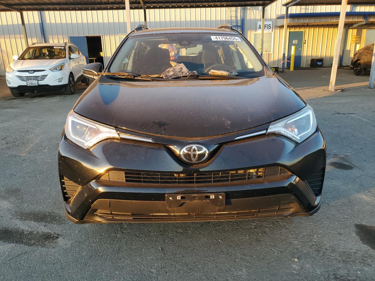 2017 Toyota RAV 4 VIN 2T3BFREV0HW662281 Copart auction photo, rear end / side damage thumbnail 5