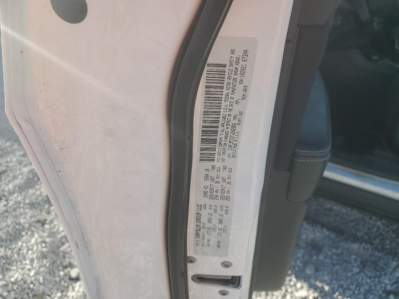 2015 Jeep Grand Cherokee VIN 1C4PJMCS2FW582866 Copart auction photo, front end damage thumbnail 14
