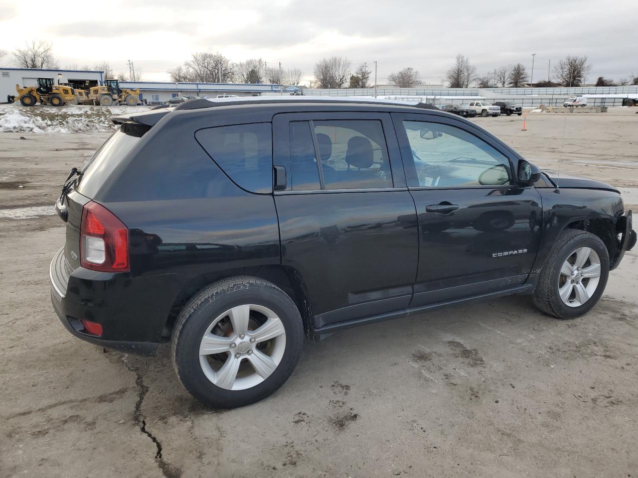 2015 Jeep Compass VIN 1C4NJDEBXFD217481 Copart auction photo, front end damage thumbnail 3