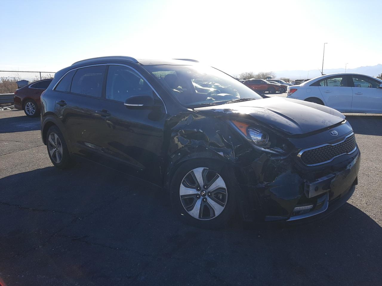 2017 KIA Niro VIN KNDCC3LC4H5080784 Copart auction photo, front end / side damage thumbnail 4