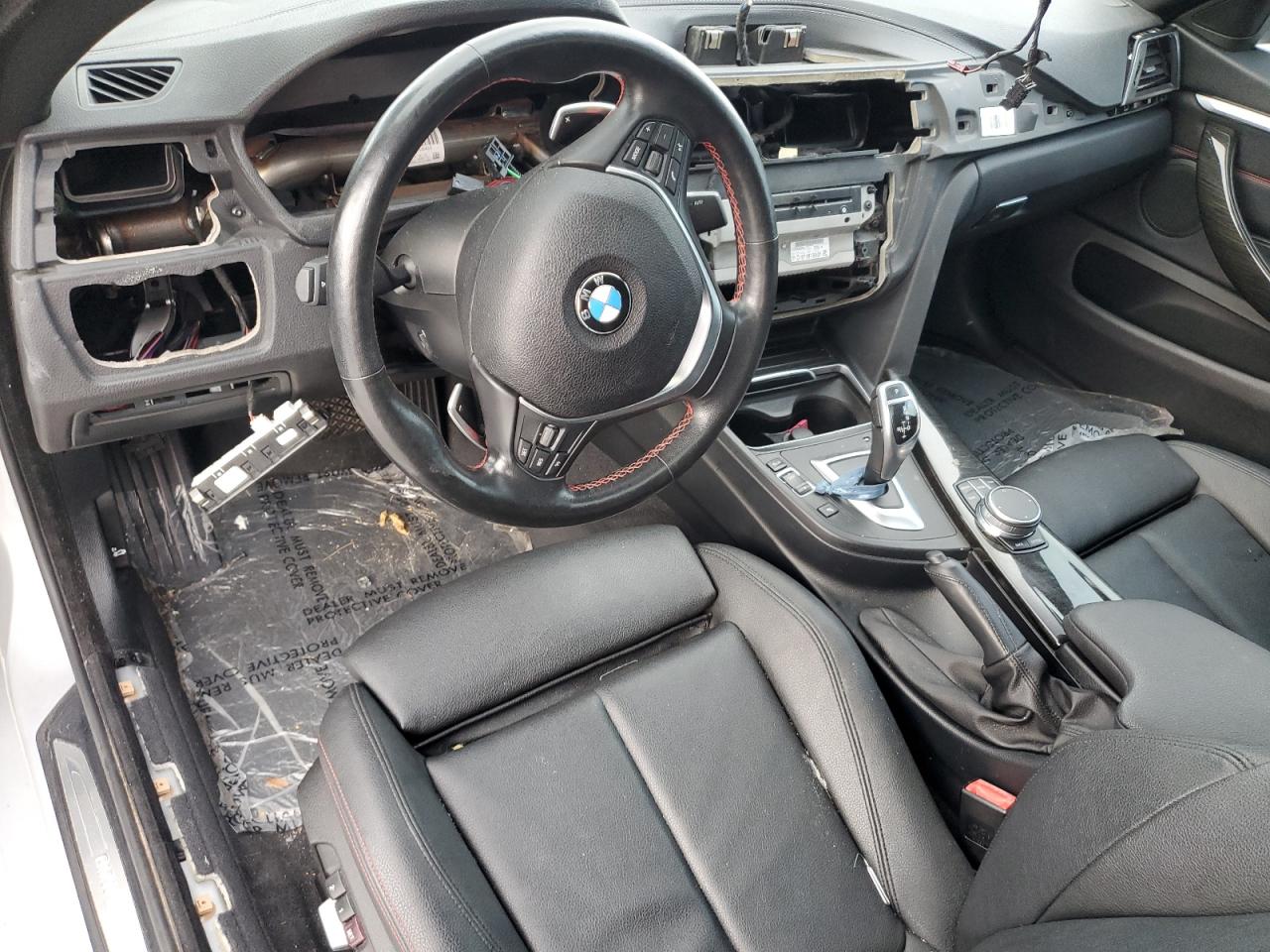 2019 BMW 4er VIN WBA4J1C59KBM13518 Copart auction photo, vandalism / stripped damage thumbnail 8