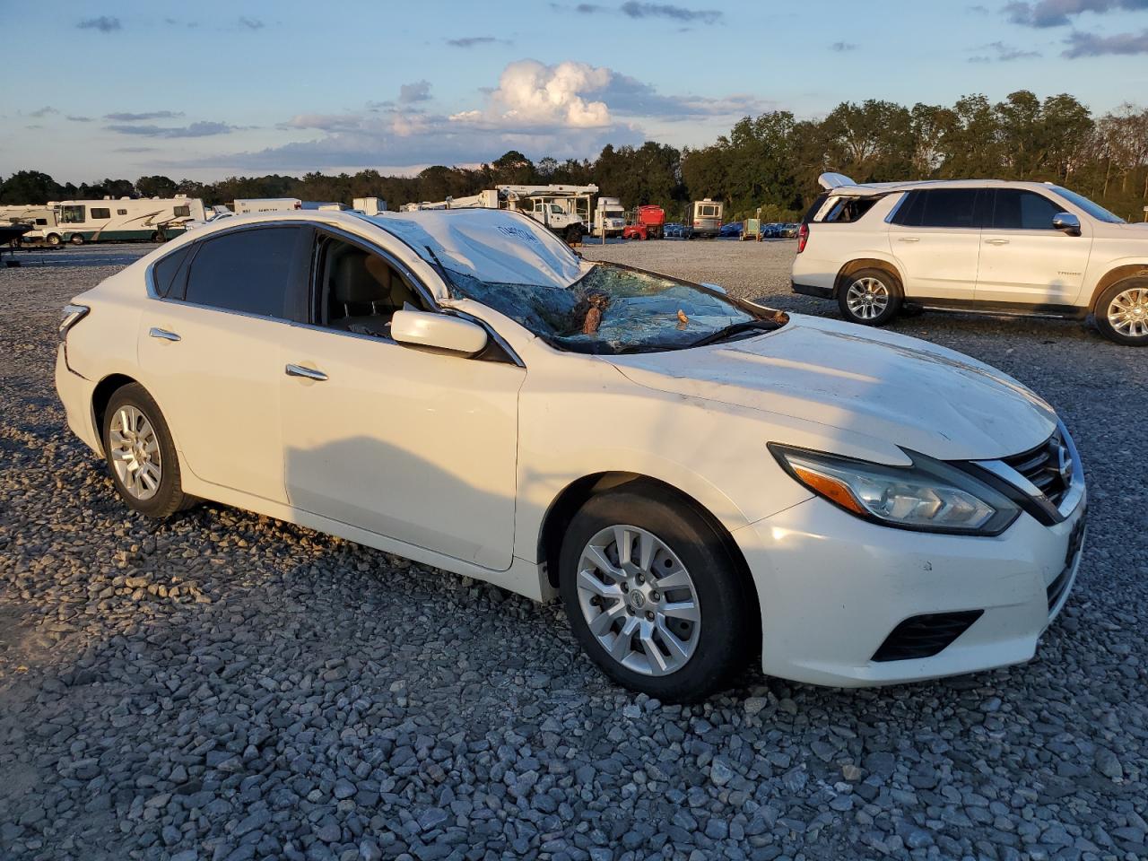2016 Nissan Altima VIN 1N4AL3AP1GN310153 Copart auction photo, all over damage thumbnail 4