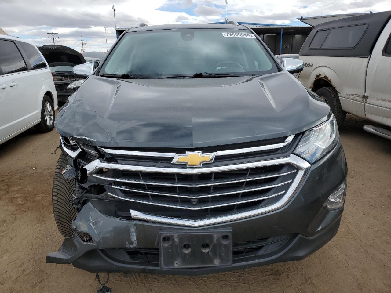 2019 Chevrolet Equinox VIN 3GNAXYEXXKS657945 Copart auction photo, front end damage thumbnail 5