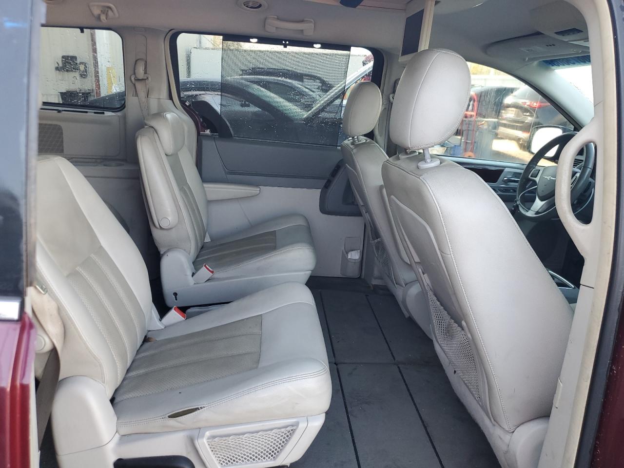 2009 Chrysler Town & Country VIN 2A8HR54169R640606 Copart auction photo, side damage thumbnail 11