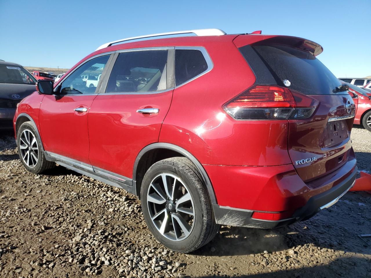 2017 Nissan Rogue VIN 5N1AT2MV8HC846198 Copart auction photo, side / minor dent/scratches damage thumbnail 2