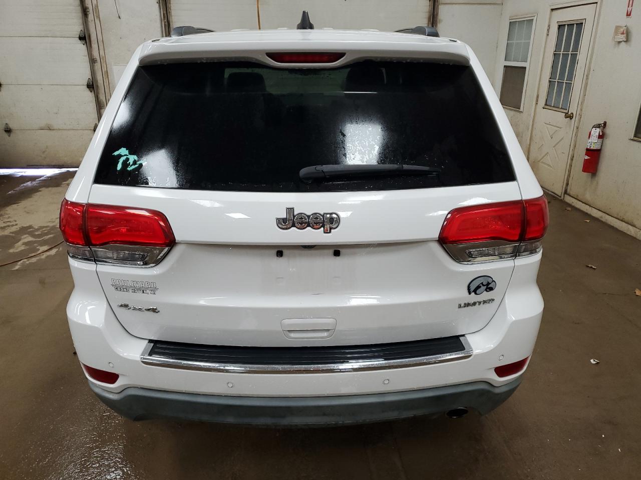 2016 Jeep Grand Cherokee VIN 1C4RJFBG3GC402427 Copart auction photo, side / front end damage thumbnail 6