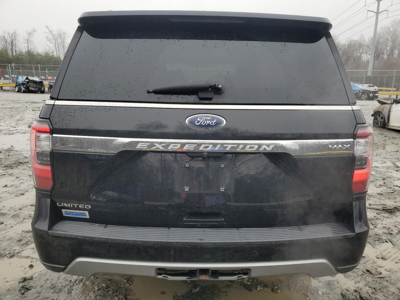2019 Ford Expedition VIN 1FMJK1KT3KEA19350 Copart auction photo, all over damage thumbnail 6
