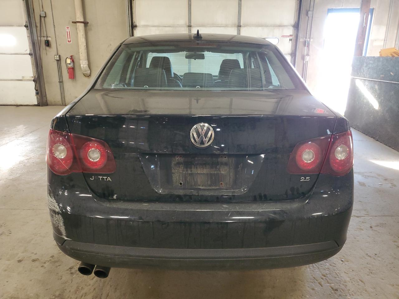2009 Volkswagen Jetta VIN 3VWRM71K89M005295 Copart auction photo, front end / side damage thumbnail 6