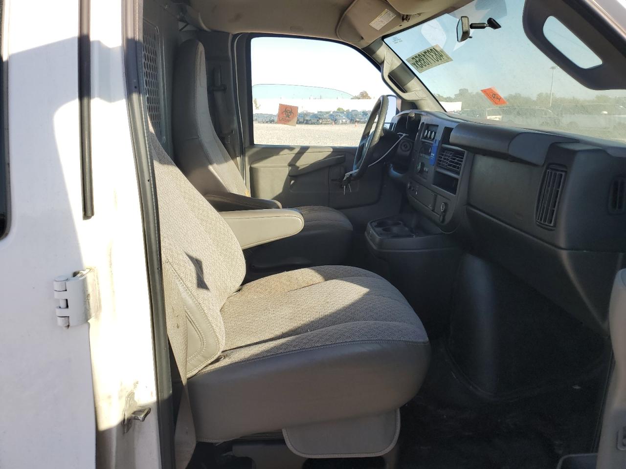 2017 GMC Savana VIN 1GTW7AFF6H1903640 Copart auction photo, mechanical / normal wear damage thumbnail 10