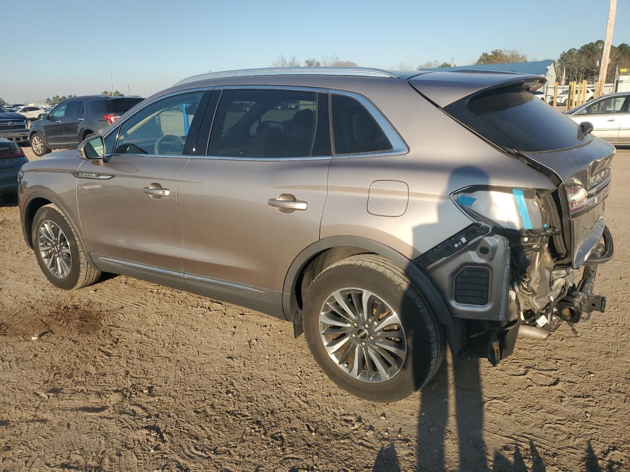 2021 Lincoln Nautilus VIN 2LMPJ6K96MBL01032 Copart auction photo, rear end damage thumbnail 2