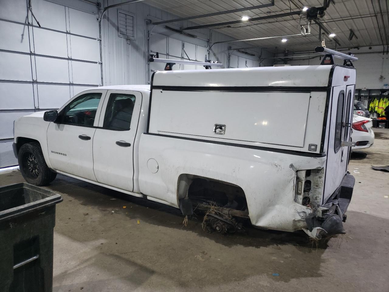 2016 Chevrolet Silverado VIN 1GCVKNEC7GZ392562 Copart auction photo, rear end / minor dent/scratches damage thumbnail 2