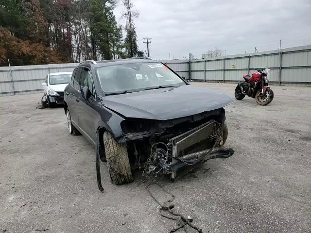 2015 Volkswagen Touareg VIN WVGEF9BPXFD002404 Copart auction photo, all over / undercarriage damage thumbnail 12