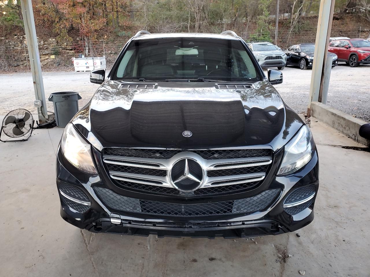 2016 Mercedes-Benz GLE VIN 4JGDA5JB8GA723445 Copart auction photo, normal wear damage thumbnail 5