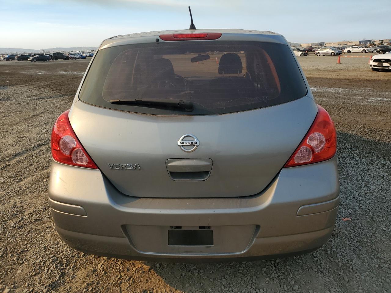 2011 Nissan Versa VIN 3N1BC1CP6BL485901 Copart auction photo, front end damage thumbnail 6