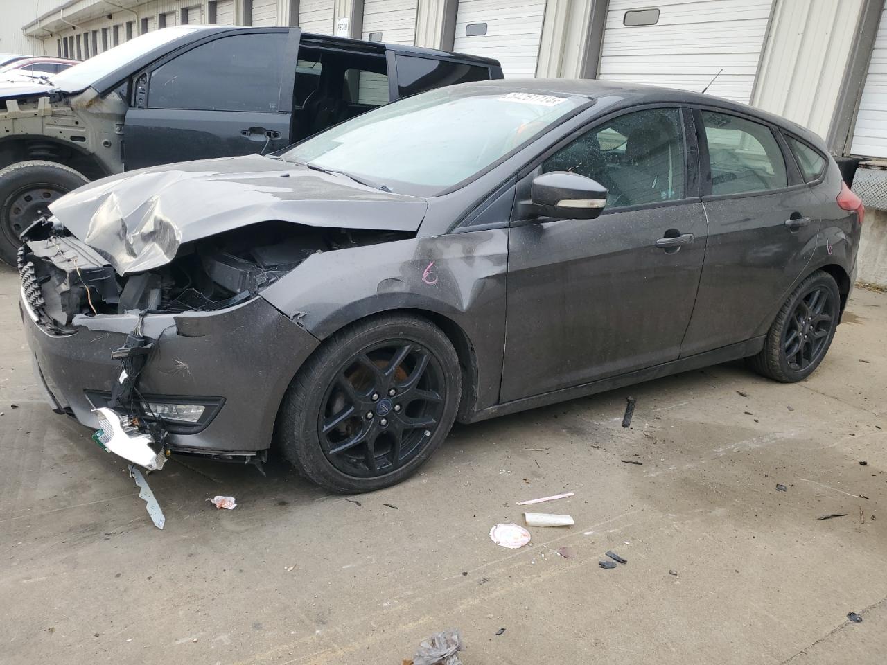 2016 Ford Focus VIN 1FADP3K27GL332920